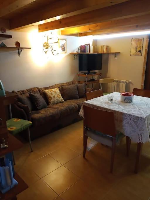 Loft Sotto Il Vulcano, Con Posto Auto Privato Zafferana Etnea Ngoại thất bức ảnh